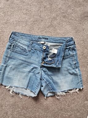 Decree Women's Light Blue Denim Cutoff Shorts